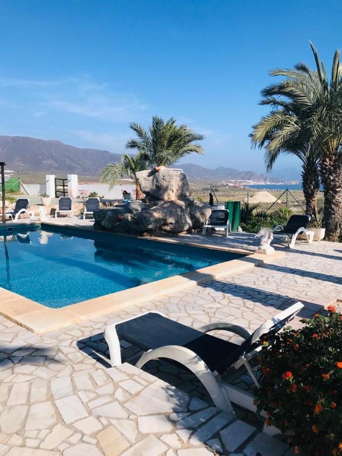 Bungalows & Estudios Los Escullos Алмерия Екстериор снимка