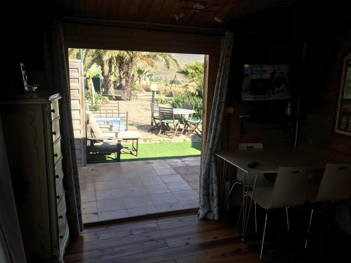 Bungalows & Estudios Los Escullos Алмерия Екстериор снимка