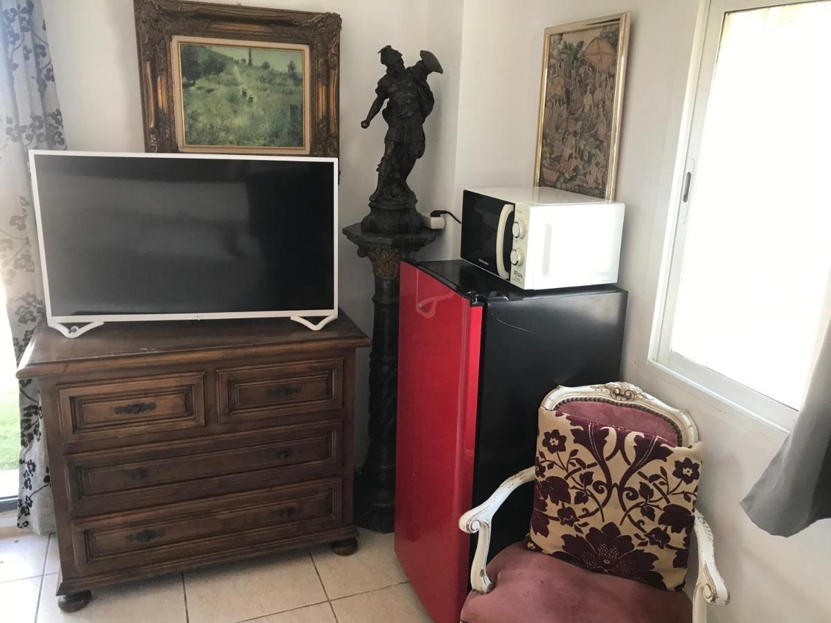 Bungalows & Estudios Los Escullos Алмерия Екстериор снимка